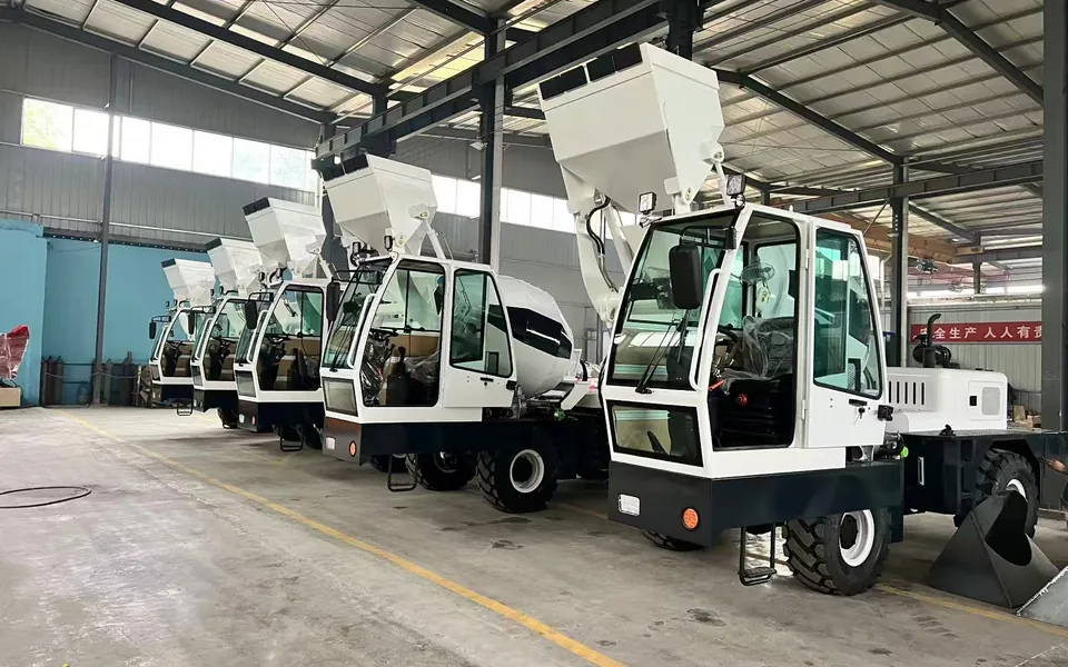 Fila de autohormigoneras Ray Bridge