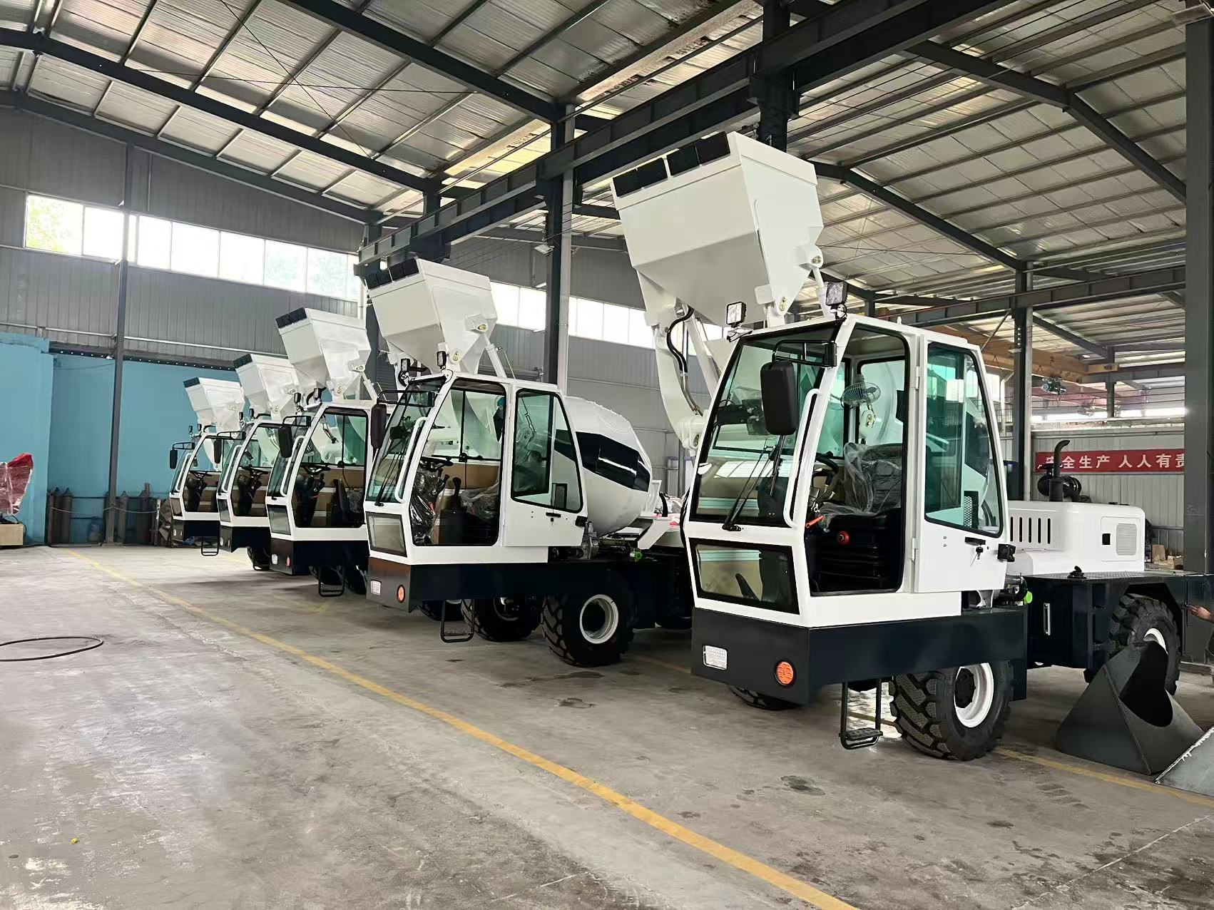 Hormigoneras autocargables en un taller